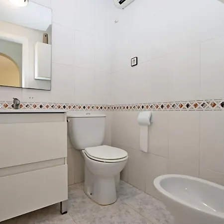 Apartment Ref 9935 Al Andalus Dehesa de Campoamor (Orihuela Costa)